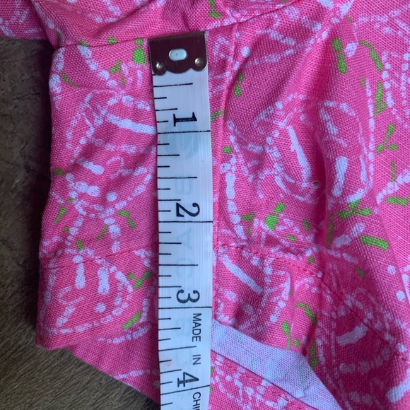 Vineyard Vines Pink and White Bermudas - Picture 5 of 7